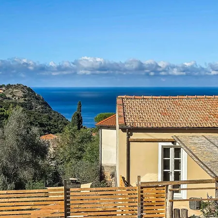 House With Pergola And Stunning Sunset On Elba *